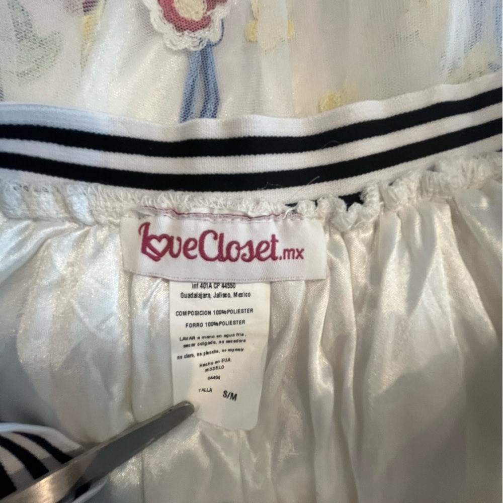 Vintage Skirt Midi White Tulle Sheer Whimsical Festival Embroidered Floral Artsy - Picture 10 of 11